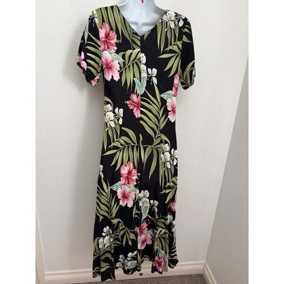 PUANANI by RJC Hawaiian Maxi Dress Black Green Floral Size M V Neck EUC USA - Picture 4 of 7